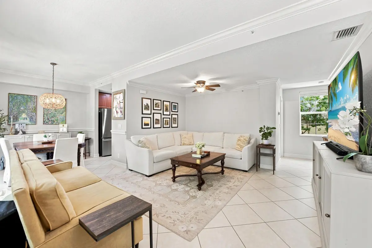 15_040__jjl1676_with_tv at 783 N Street, West Palm Beach