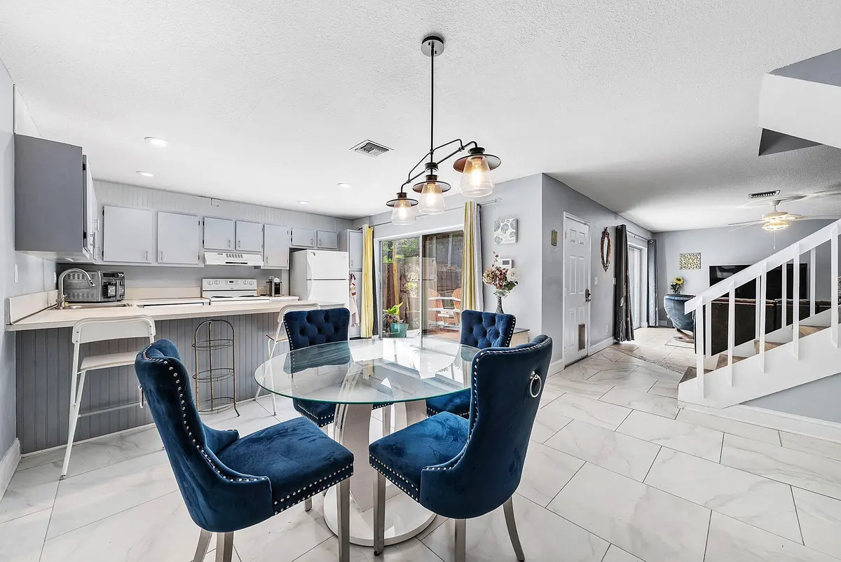 009-2616Southeast5thCircle-BoyntonBeach- at 2616 SE 5TH Circle D, Boynton Beach