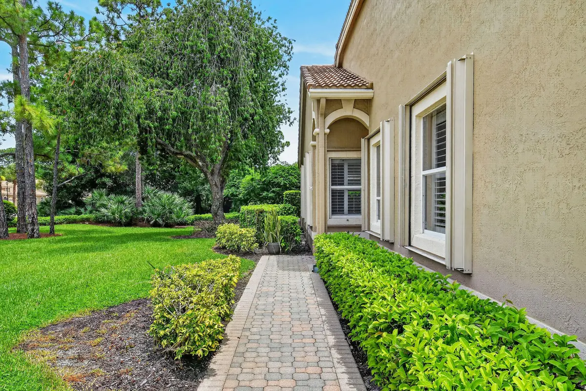 7007TorreyPinesCircle(5) at 7007 Torrey Pines Circle, Port St. Lucie