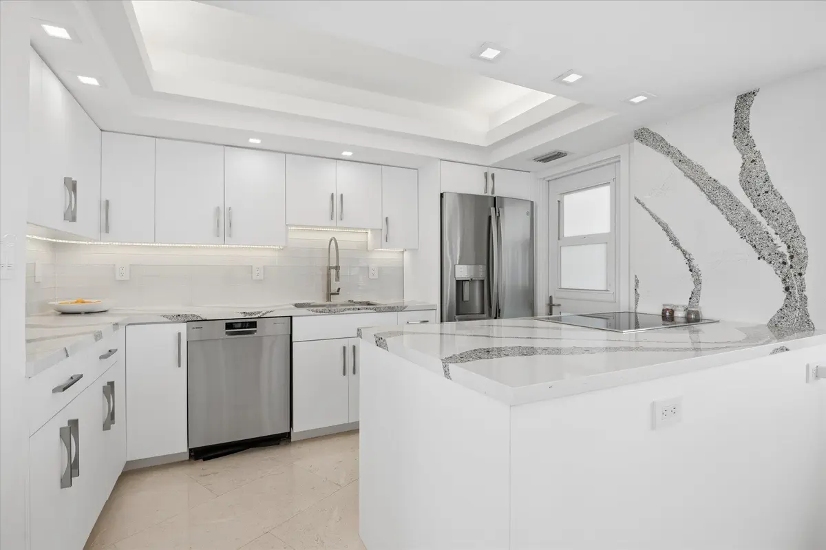 07-Fried-333 NE 21st Ave #1622-6 at 333 NE 21ST Avenue 1622, Deerfield Beach