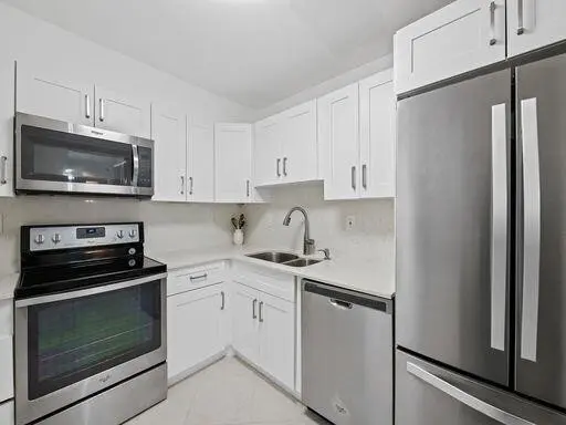 Photo 5 at 3221 S Ocean Boulevard 405, Highland Beach
