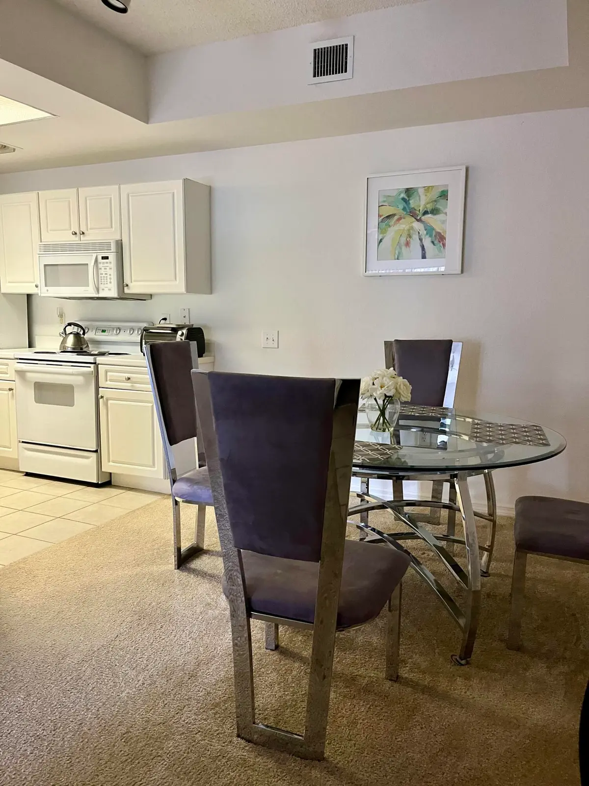 Dining at 2806 VERONIA Drive 113, Palm Beach Gardens