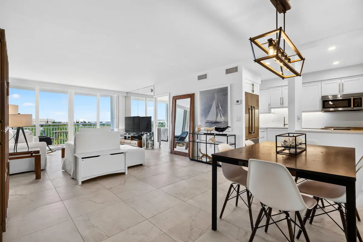 Dining Area / Living Room at 2780 S OCEAN Boulevard 607, Palm Beach