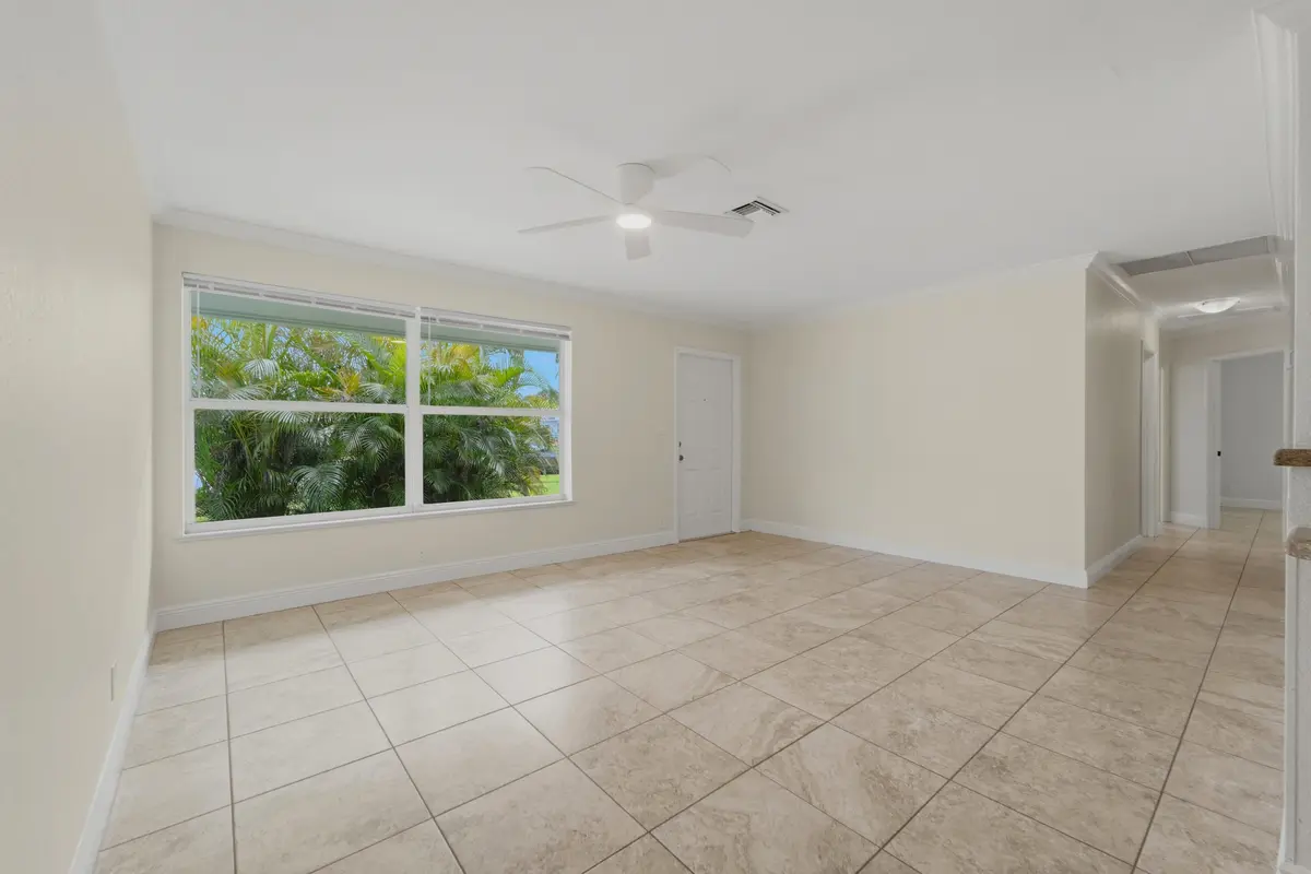 18966 SE Southgate Jupiter-4 at 18966 SE Southgate Drive, Jupiter