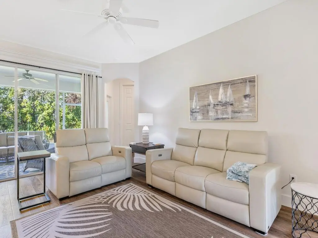 0B2A8942 at 5765 W 1ST Square, Vero Beach