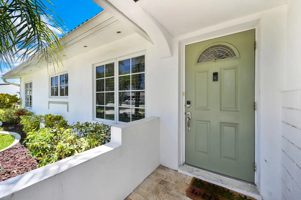 07_Image_7_mls at 904 SE 12th Street, Deerfield Beach
