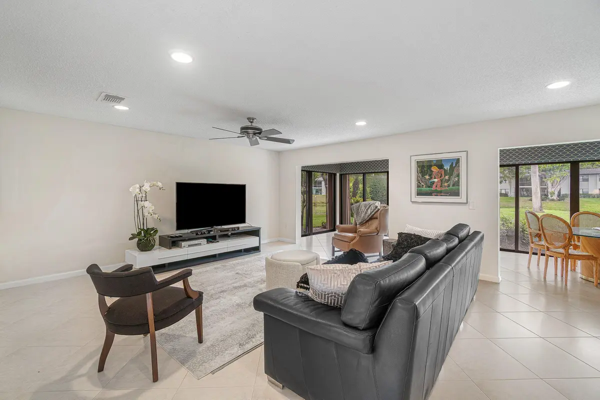 Den/flex 3rd at 33 Southport Lane A, Boynton Beach