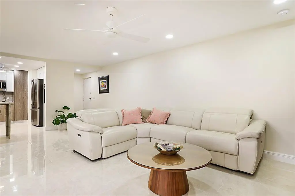 Photo 5 at 2800 N OCEAN Drive B-9A, Riviera Beach