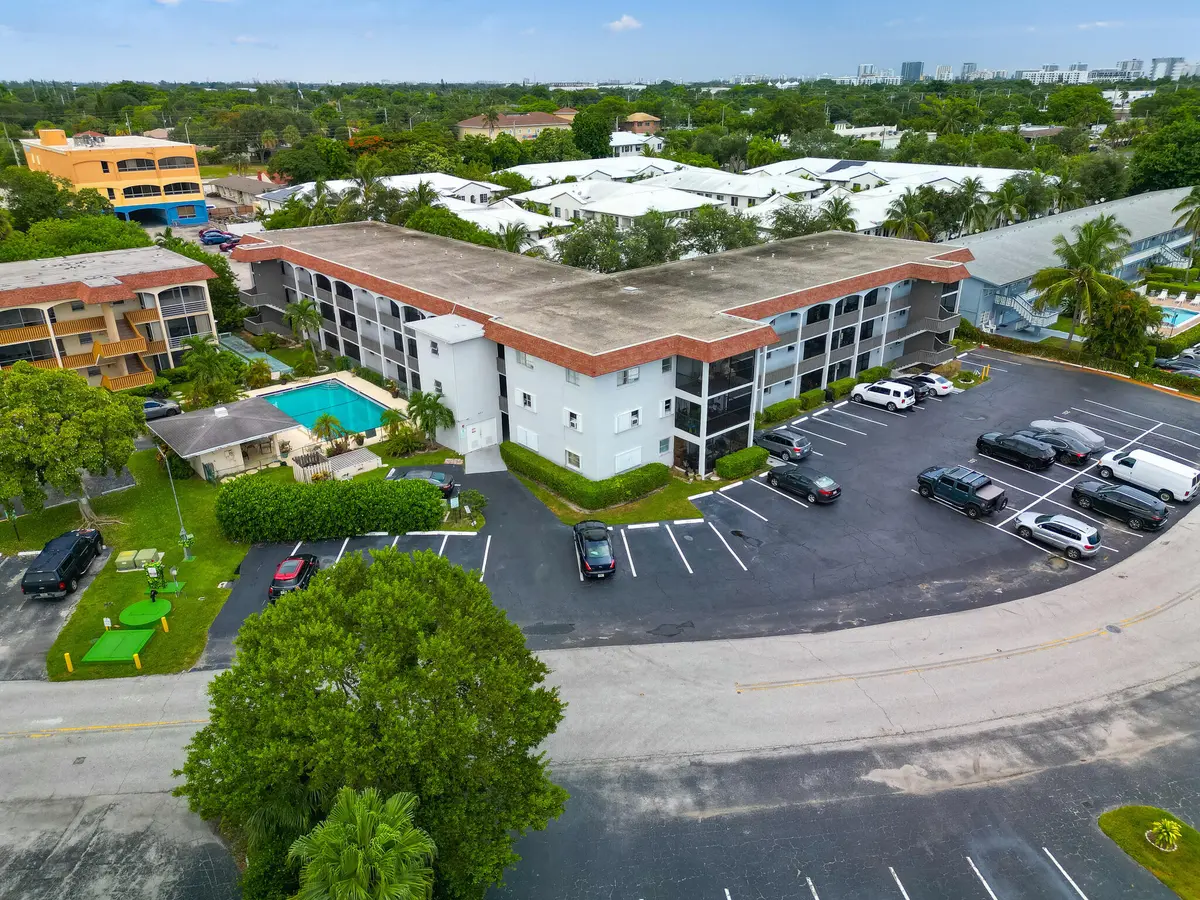 95256CFE-D7A3-42C4-AA5B-521CEB054902 at 651 PINE Drive 201, Pompano Beach