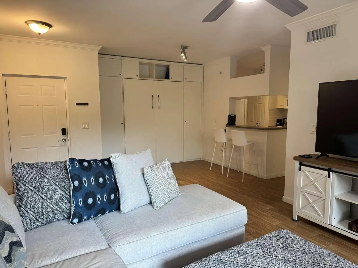 001_Hod.1 at 17125 N Bay Road 3102, Sunny Isles Beach