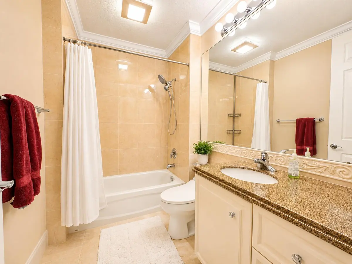 15-101 Second Bathroom at 15 Harbour Isle Drive 101, Fort Pierce