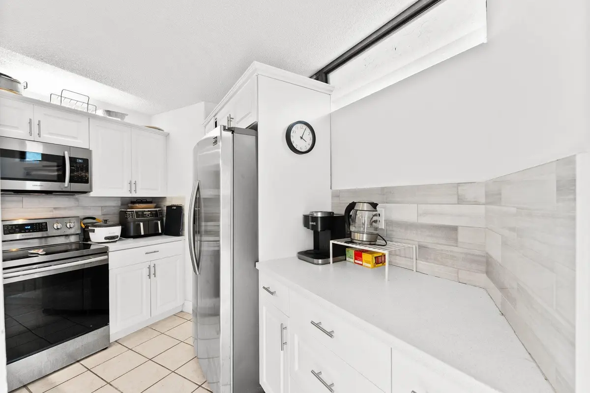 8 (2) at 3874 VICTORIA Drive, West Palm Beach