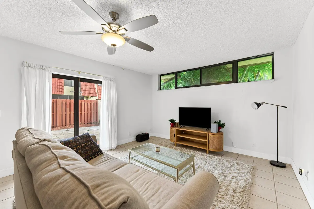 11 (3) at 3874 VICTORIA Drive, West Palm Beach