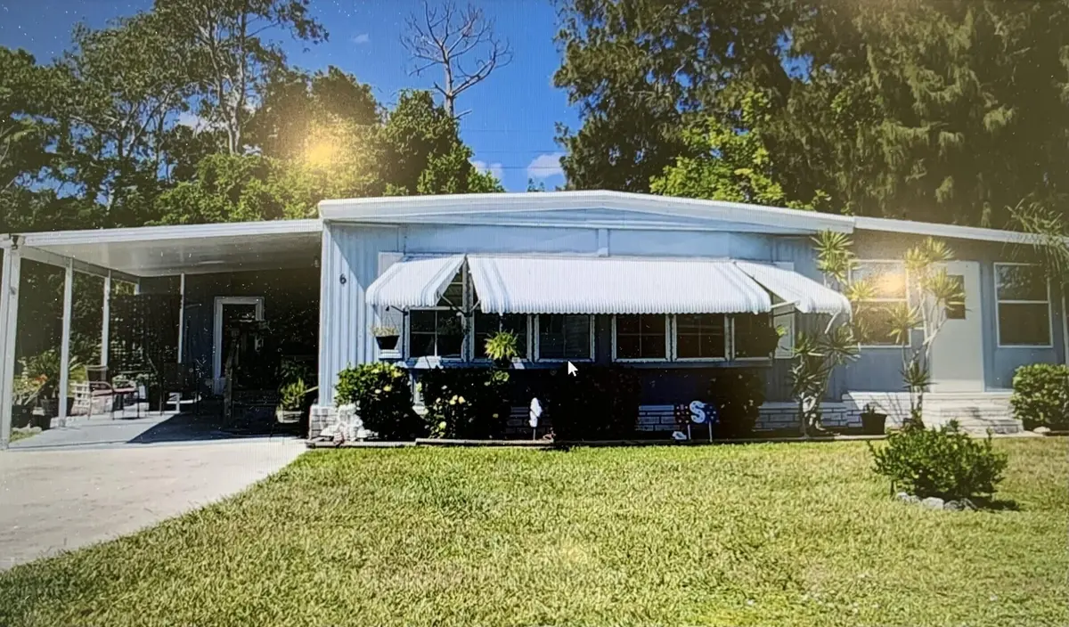 Front at 6 Angelita, Port St. Lucie