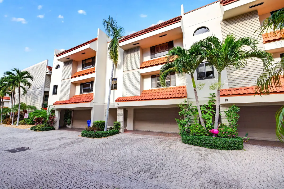 Front of Structure at 1401 NE 9th Street 20, Fort Lauderdale