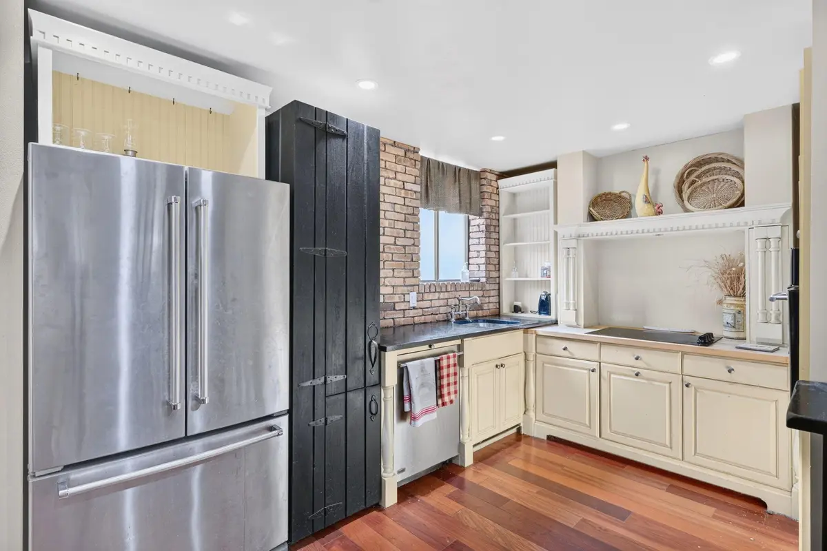 Kitchen at 1401 NE 9th Street 20, Fort Lauderdale
