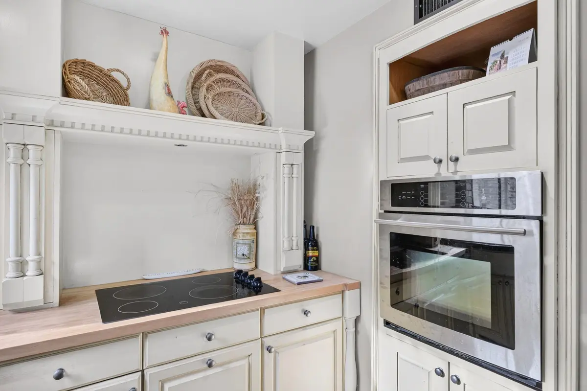 Kitchen at 1401 NE 9th Street 20, Fort Lauderdale