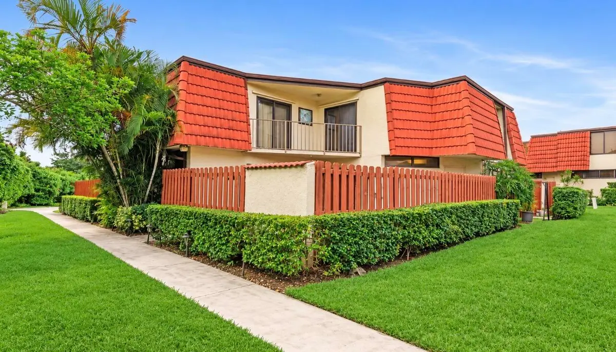 IMG_0793 at 3874 VICTORIA Drive, West Palm Beach