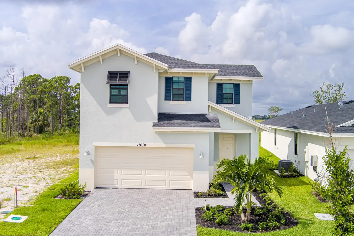 Victoria at Glynlea Country Club at 11010 NW Glynlea Boulevard, Port St. Lucie
