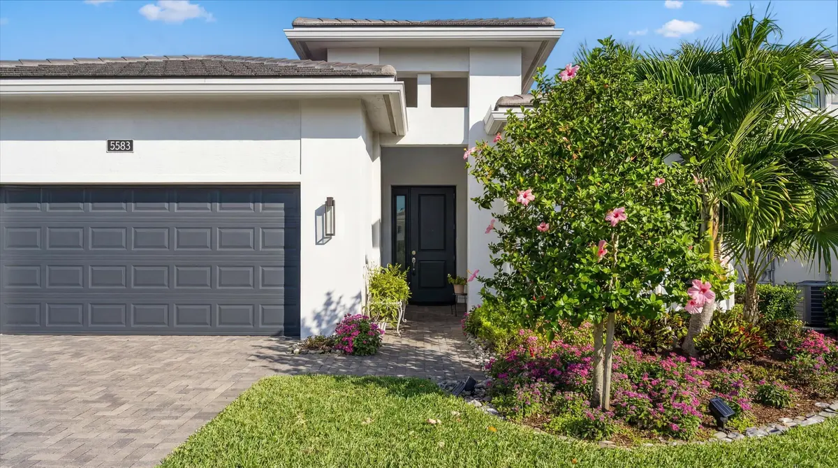 03-5583 Captiva Ln at 5583 Captiva Lane, Westlake