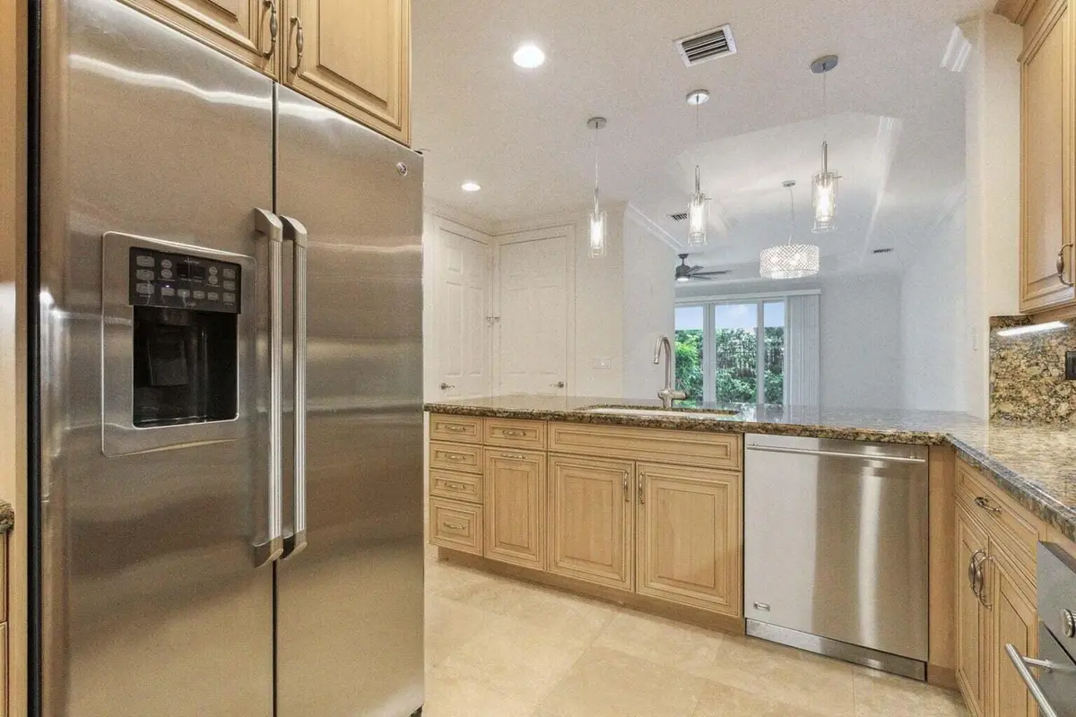 20240524155606279987000000-o at 3863 NE 22nd Way, Lighthouse Point