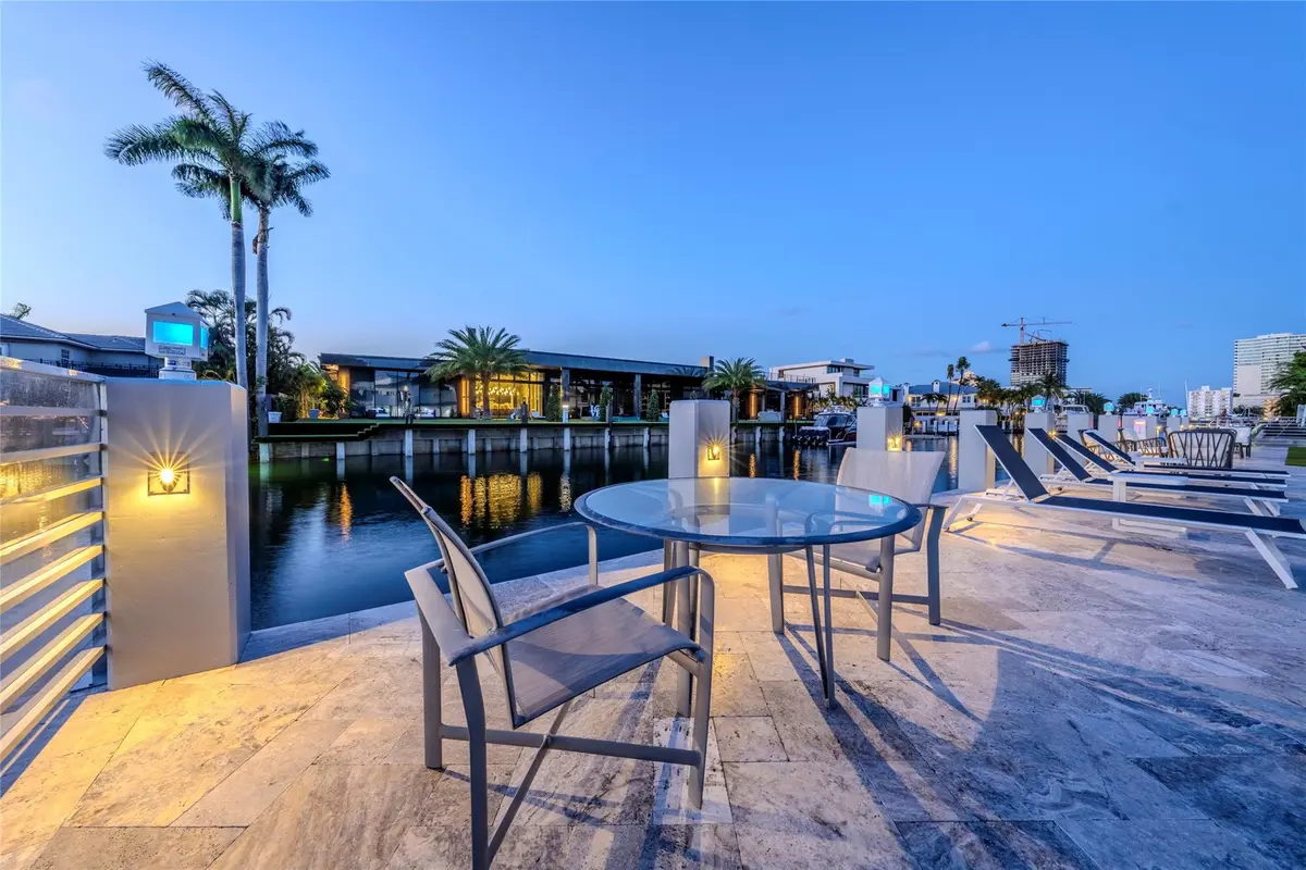 Photo 6 at 2523 Castilla Isle, Fort Lauderdale