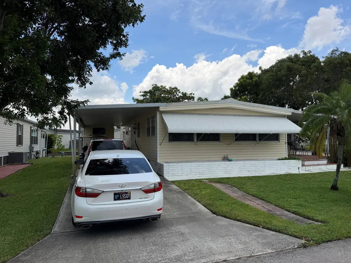 1801 SW 84TH Avenue, Davie, FL – photo 2