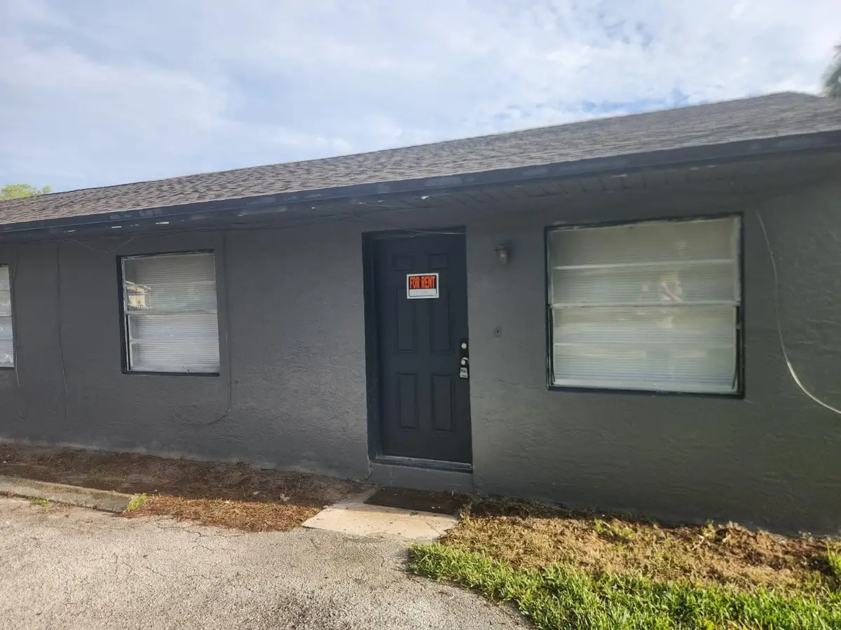 att.JKsBsnctpv8E1KMDXaaKX9tKV0SaYXzjGEd4 at 5006 Sanibel Avenue, Fort Pierce