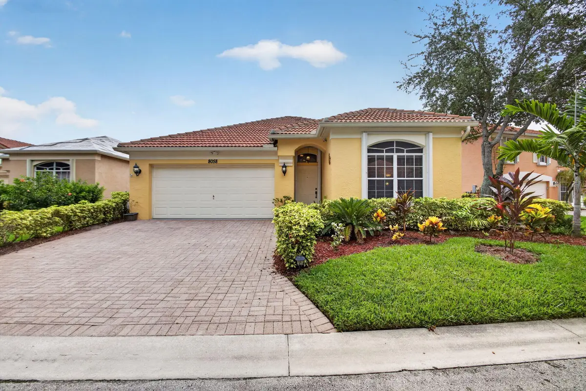 2-web-or-mls-5D1A3631 at 8058 Via Hacienda, Riviera Beach