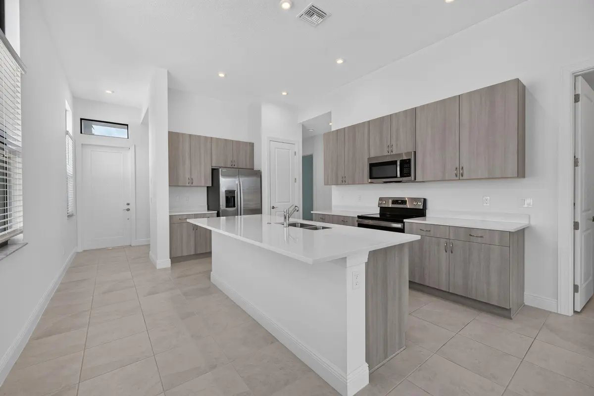 Kitchen at 9148 SW Esule Way, Port St. Lucie