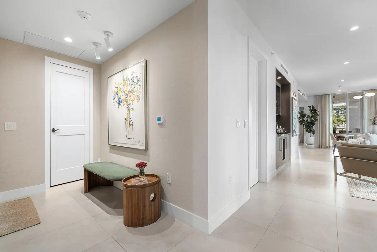 Entry at 475 E ROYAL PALM Road 306, Boca Raton