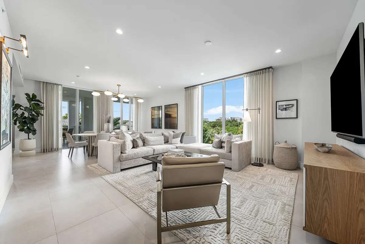 Living Room at 475 E ROYAL PALM Road 306, Boca Raton
