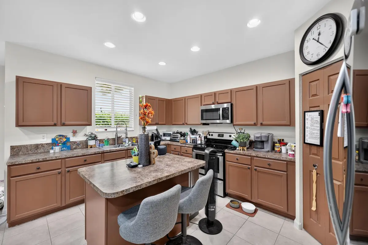 13_2823_S_Evergreen_Cir-Kitchen-0048 at 2823 S EVERGREEN Circle, Boynton Beach
