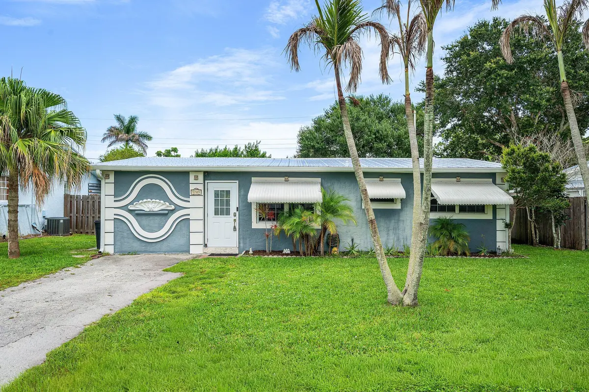 001-5709SEIndigoAvenue-Stuart-FL-34997-S at 5709 SE Indigo Avenue, Stuart