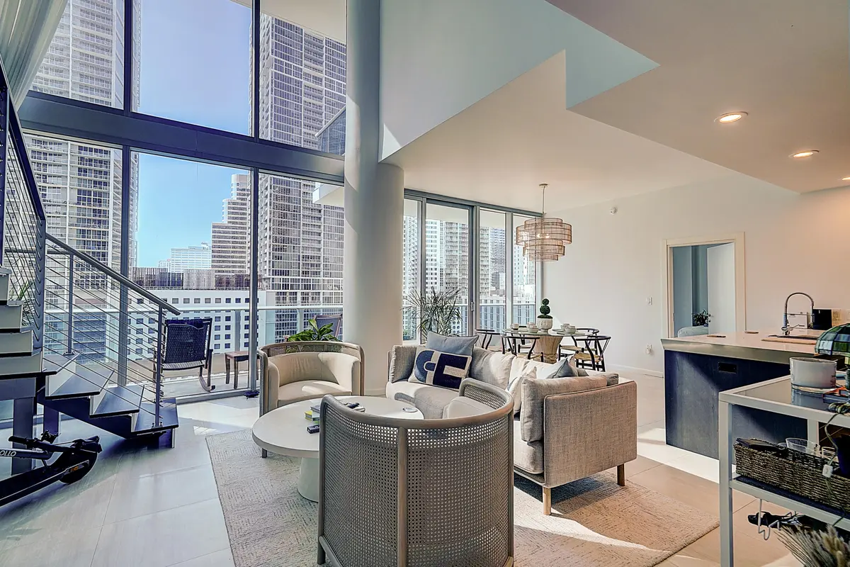 Living Room at 200 Biscayne Blvd Way 1408, Miami