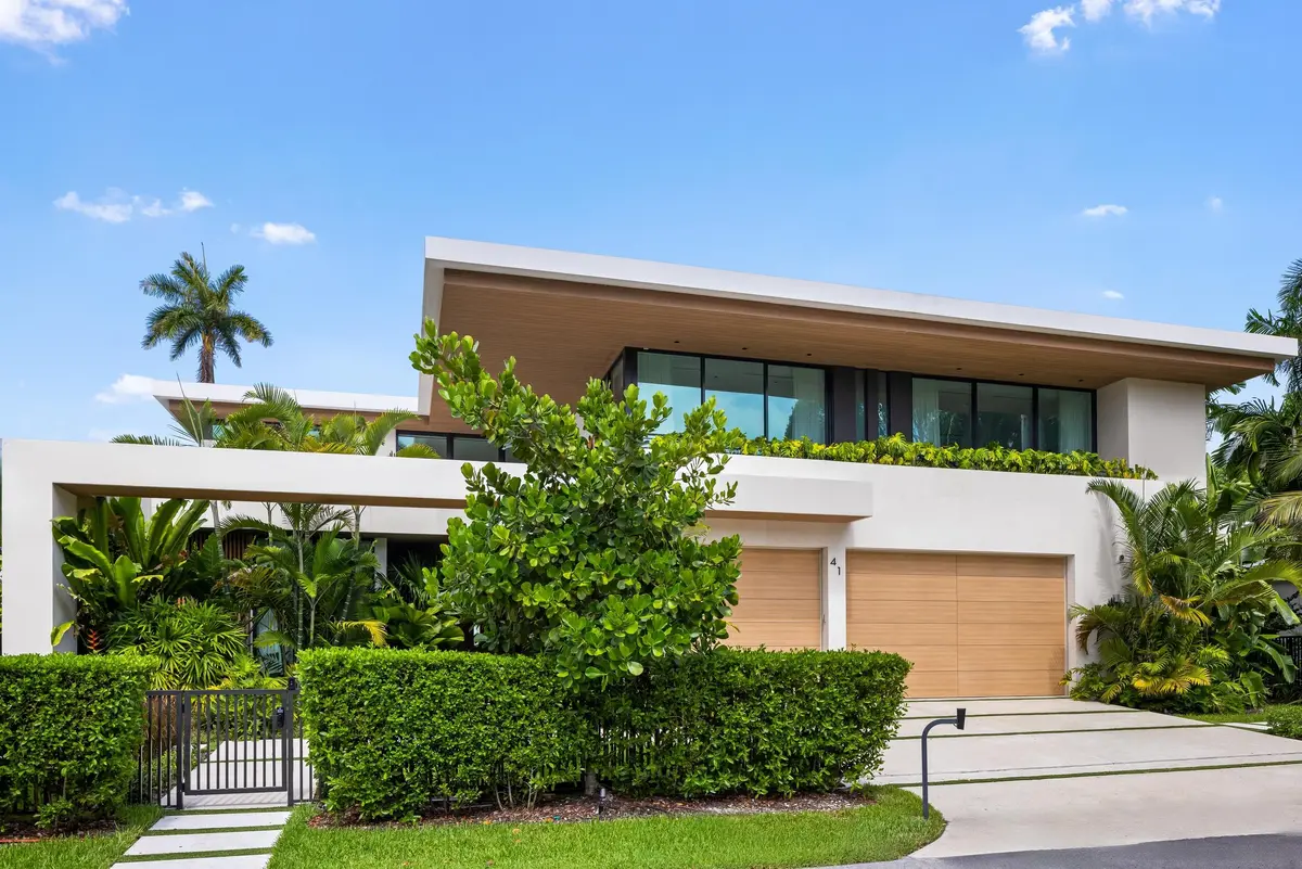 Front 8 at 41 NURMI Drive, Fort Lauderdale
