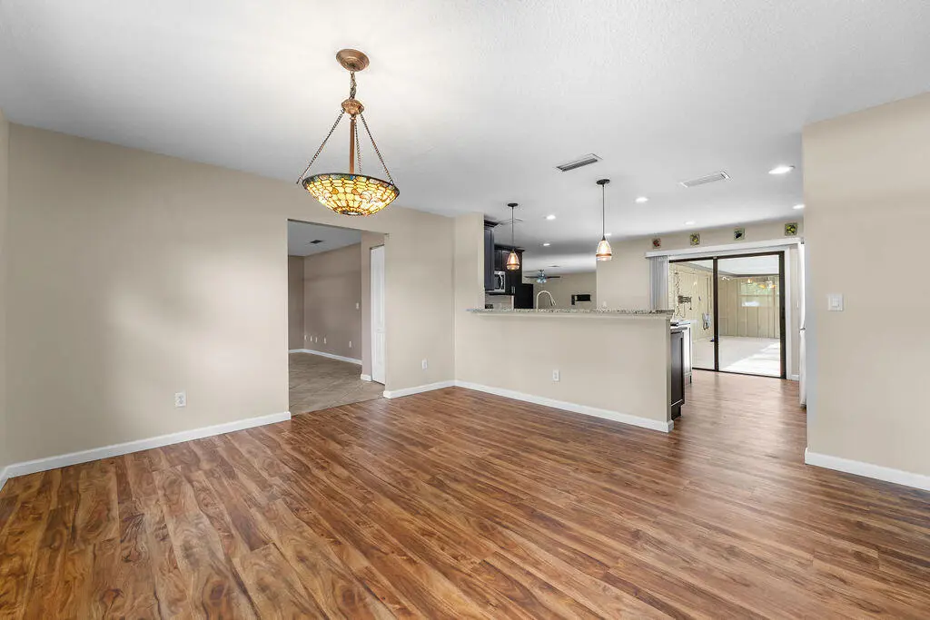 zachvero8 at 3596 12TH Street, Vero Beach