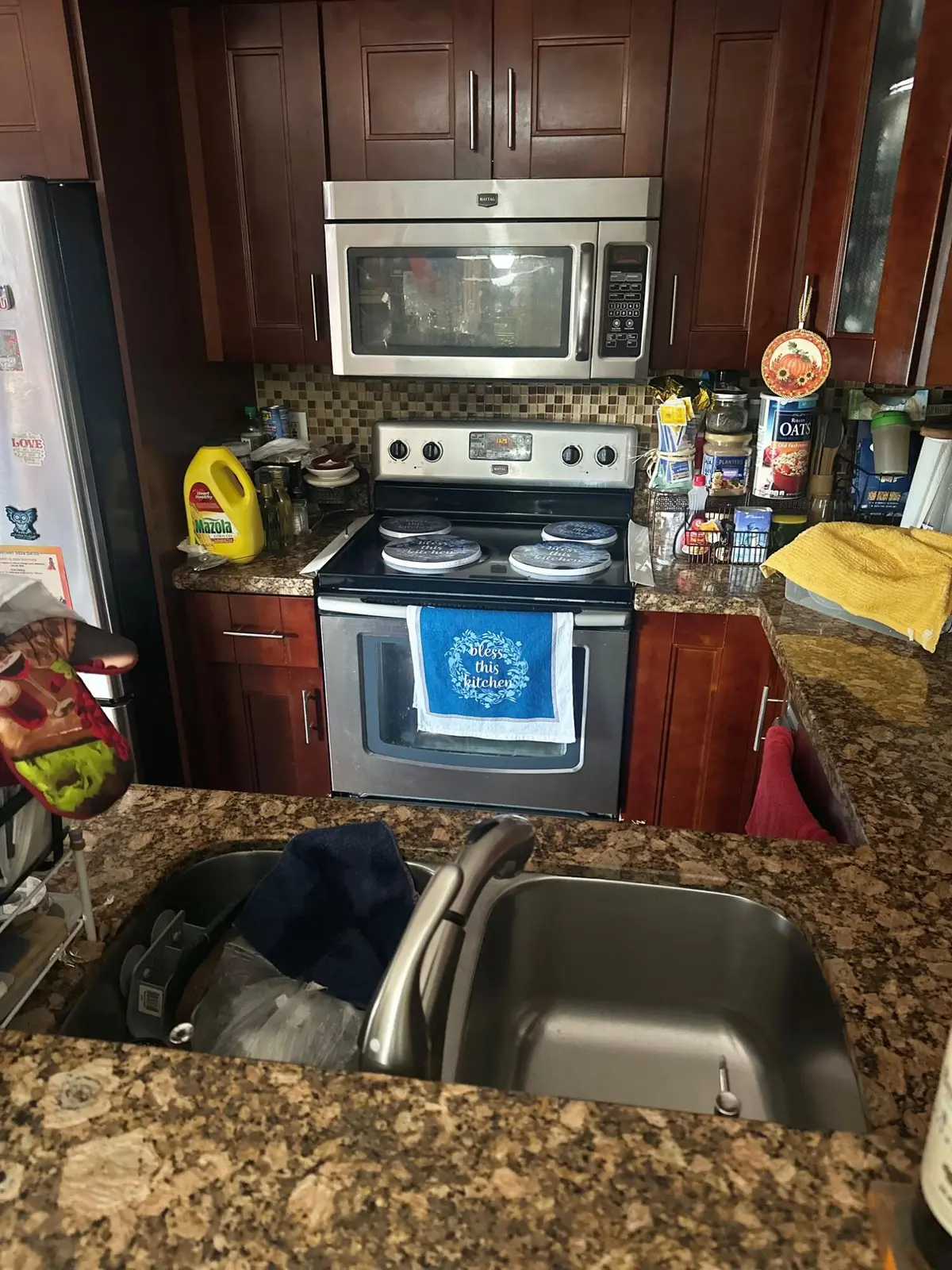 hidden kitchen at 121 HIDDEN CT Road 11-C, Hollywood