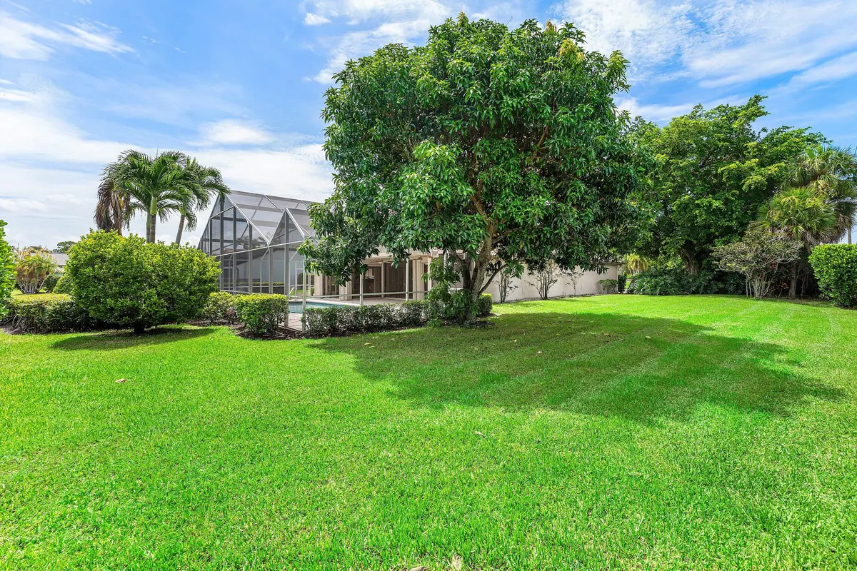 039-10991HighlandCircle-BocaRaton-FL-334 at 10991 HIGHLAND Circle, Boca Raton