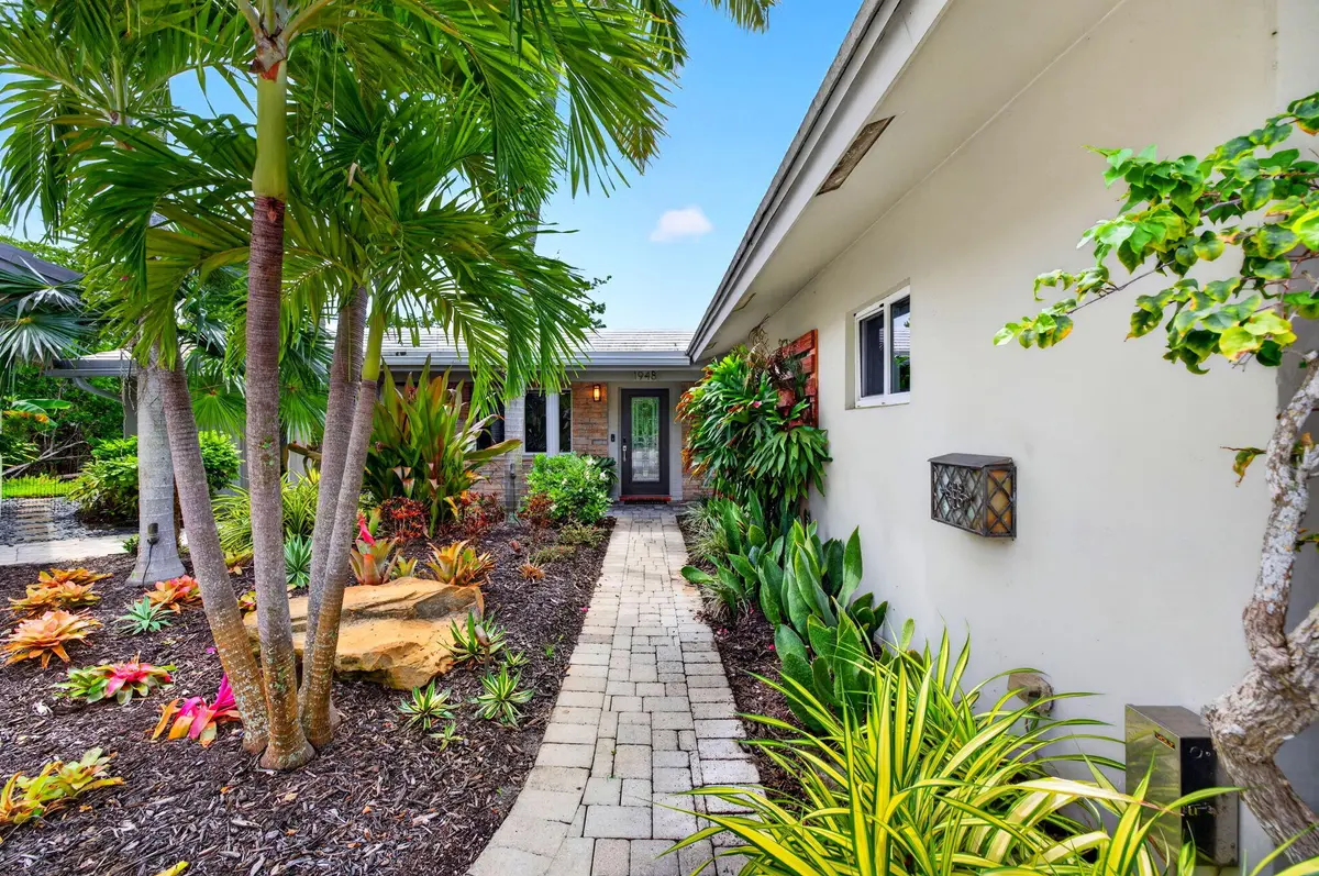 5-web-or-mls-699A2049 at 1948 NE 7TH Terrace, Wilton Manors