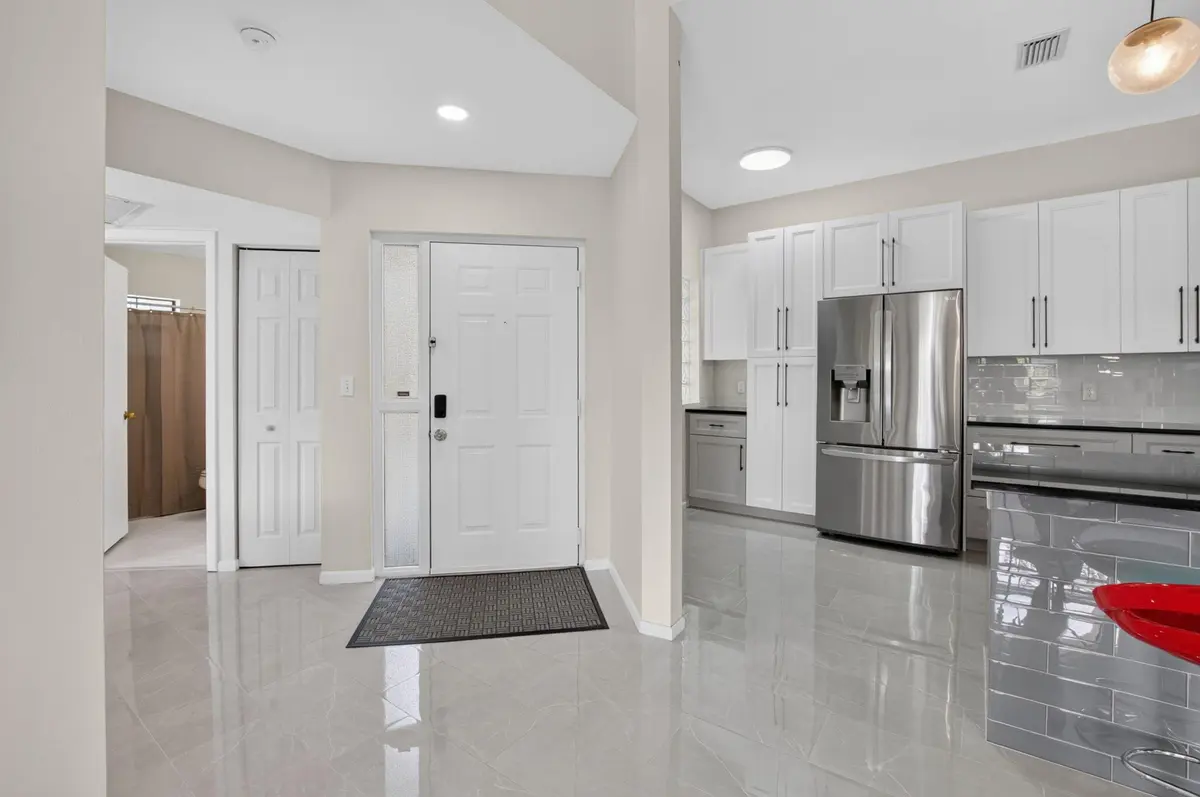 Foyer at 5406 Firenze Drive M, Boynton Beach