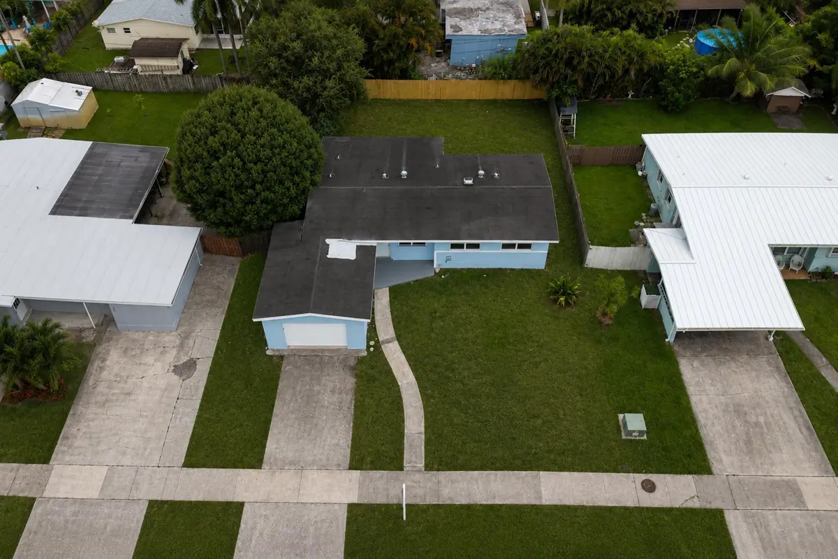 44_868580e9-0a6f-4212-ae28-c137df31d546. at 328 PONTE VEDRA Road, Palm Springs