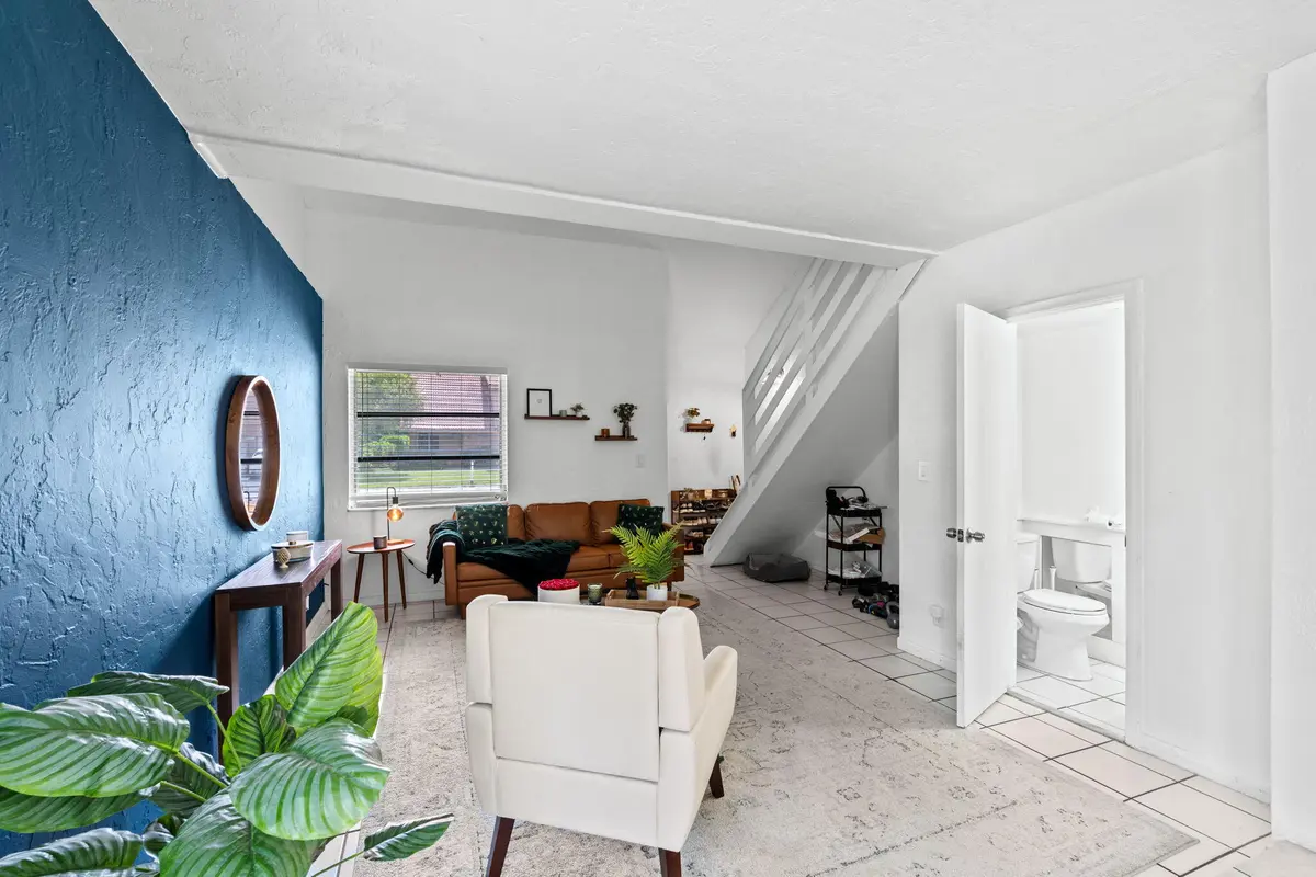12-web-or-mls-A7403847 at 4470 NW 109TH Terrace, Coral Springs