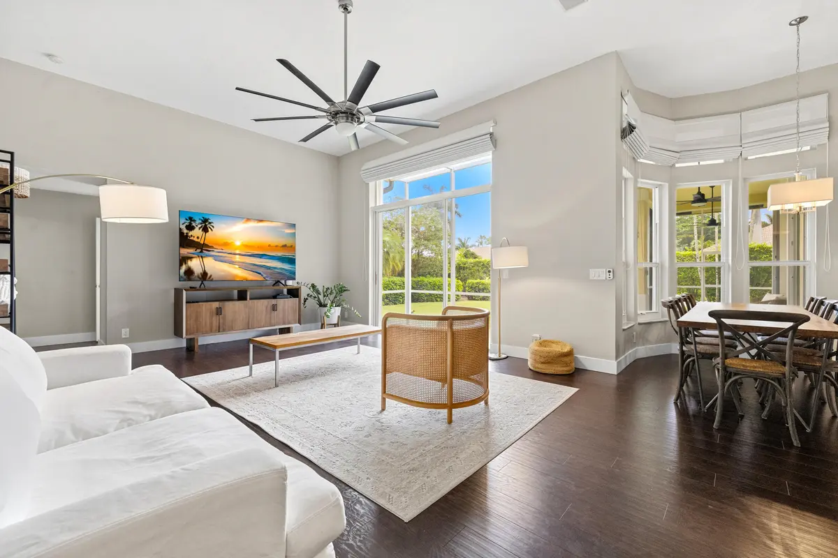 Family room at 10582 MAPLE CHASE Drive, Boca Raton