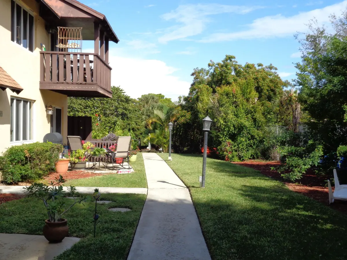 312 SOUTHWIND Drive 104, North Palm Beach, FL – photo 1