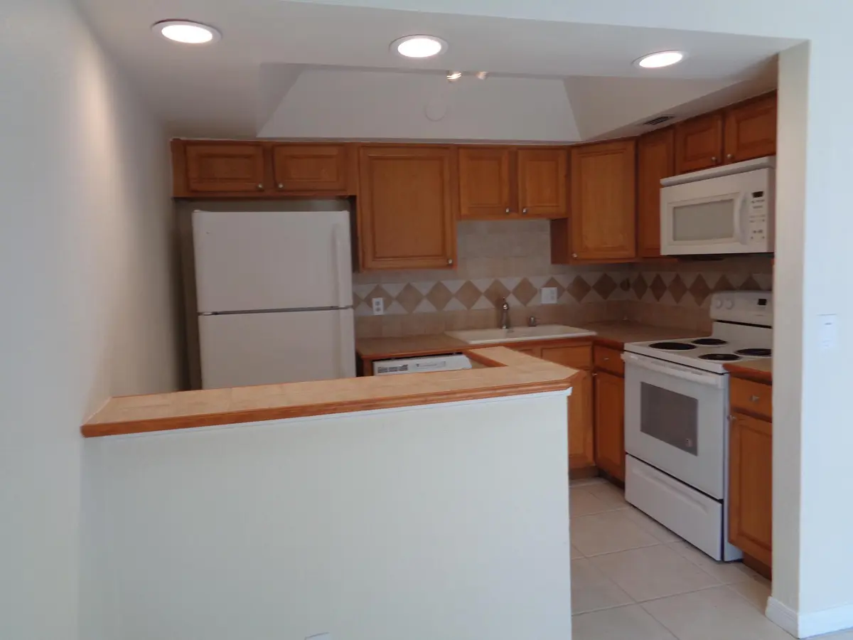 312 SOUTHWIND Drive 104, North Palm Beach, FL – photo 6