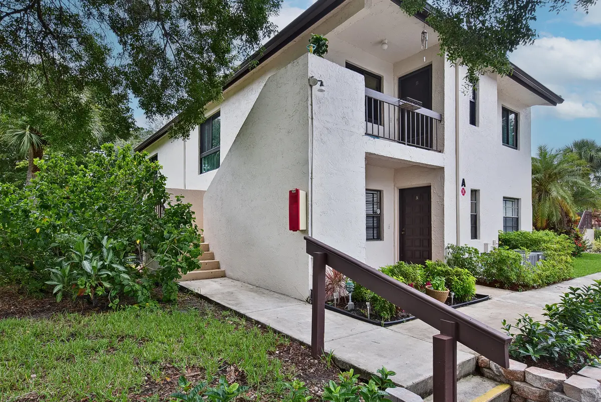 tabano-43 at 7956 Eastlake Drive Unit 16b, Boca Raton