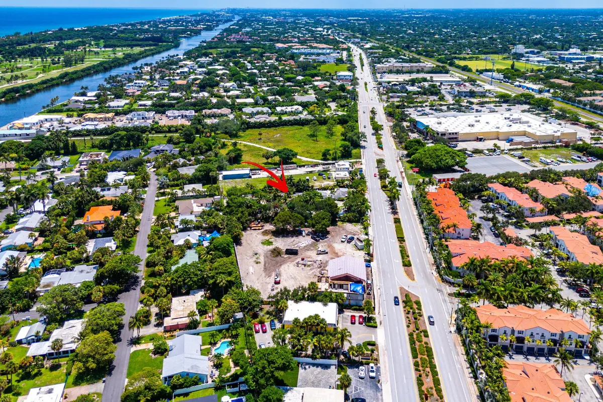 010-3045SouthFederalHighway-BoyntonBeach at 3045 N Federal Highway, Boynton Beach