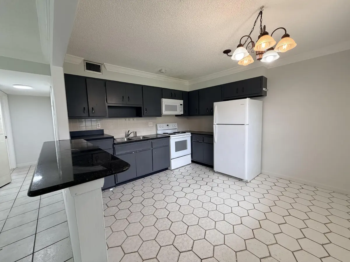 IMG_5139 at 6191 SW 37th Street Apt 114, Davie