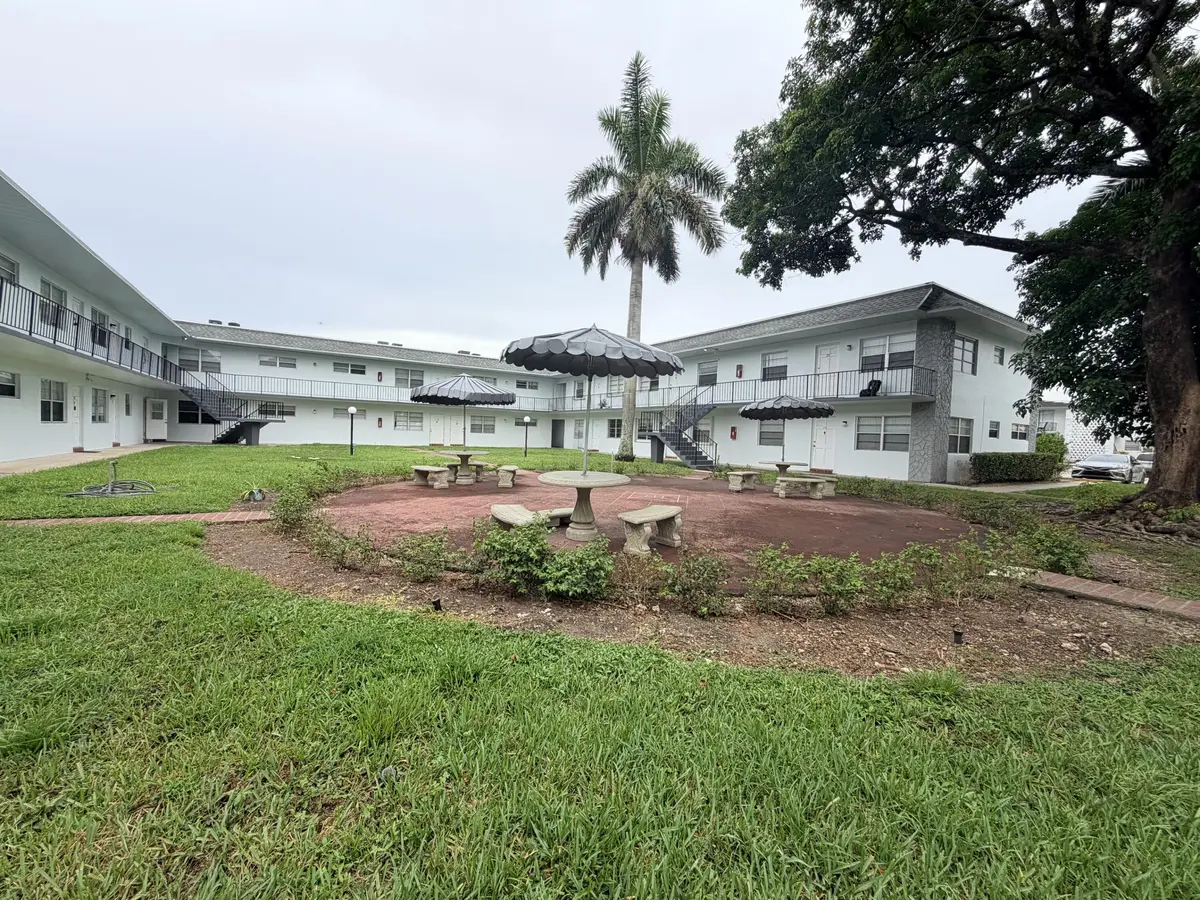 IMG_5164 at 6191 SW 37th Street Apt 114, Davie